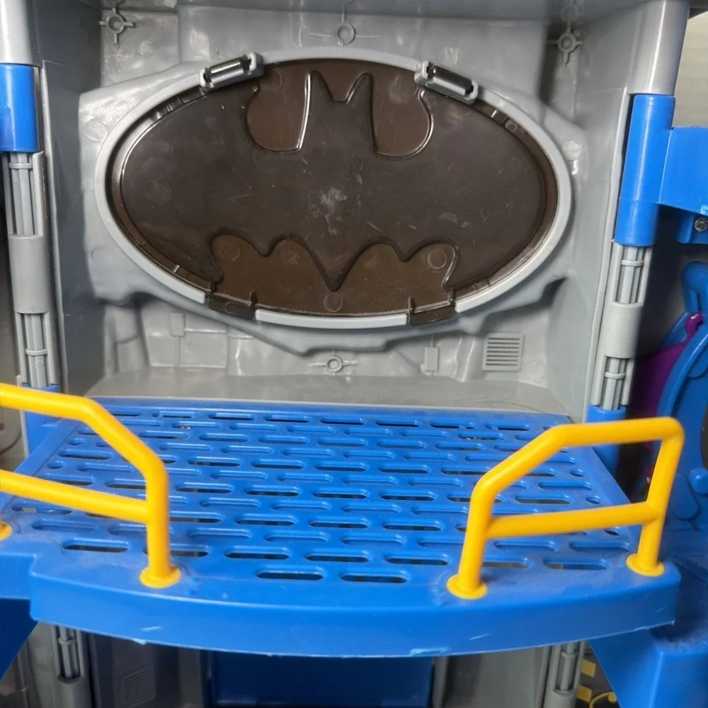 Fisher-Price imaginext batcave
